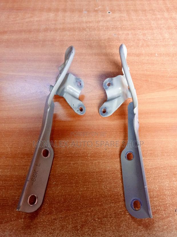 Suzuki Wagon R Ex-Japan Bonnet Hinges - thumbnail 3