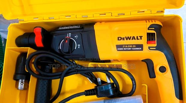 Dewalt Rotary Hammer 26mm 2200W