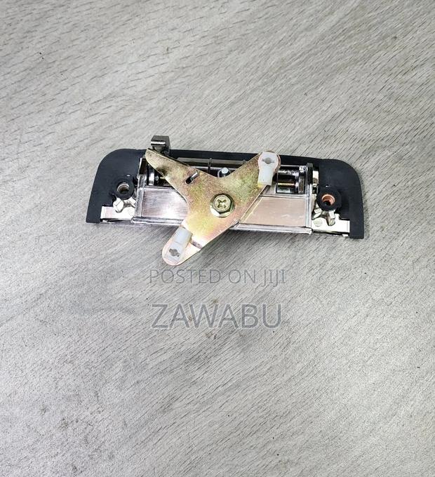 Boot Handle Hilux Vigo Chrome - thumbnail 2