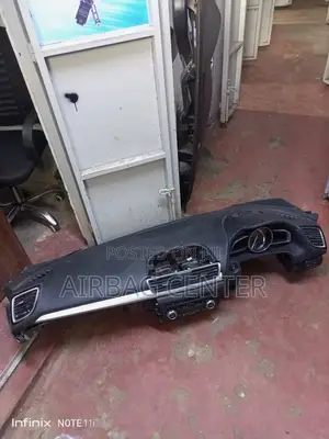 Mazda Axela Dashboard