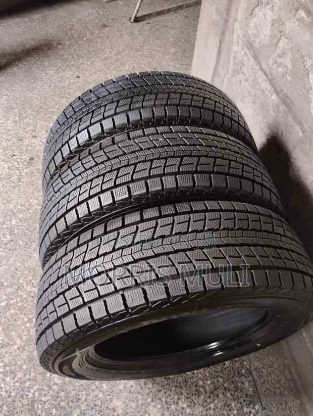 225/60r17 Dunlop - thumbnail 2