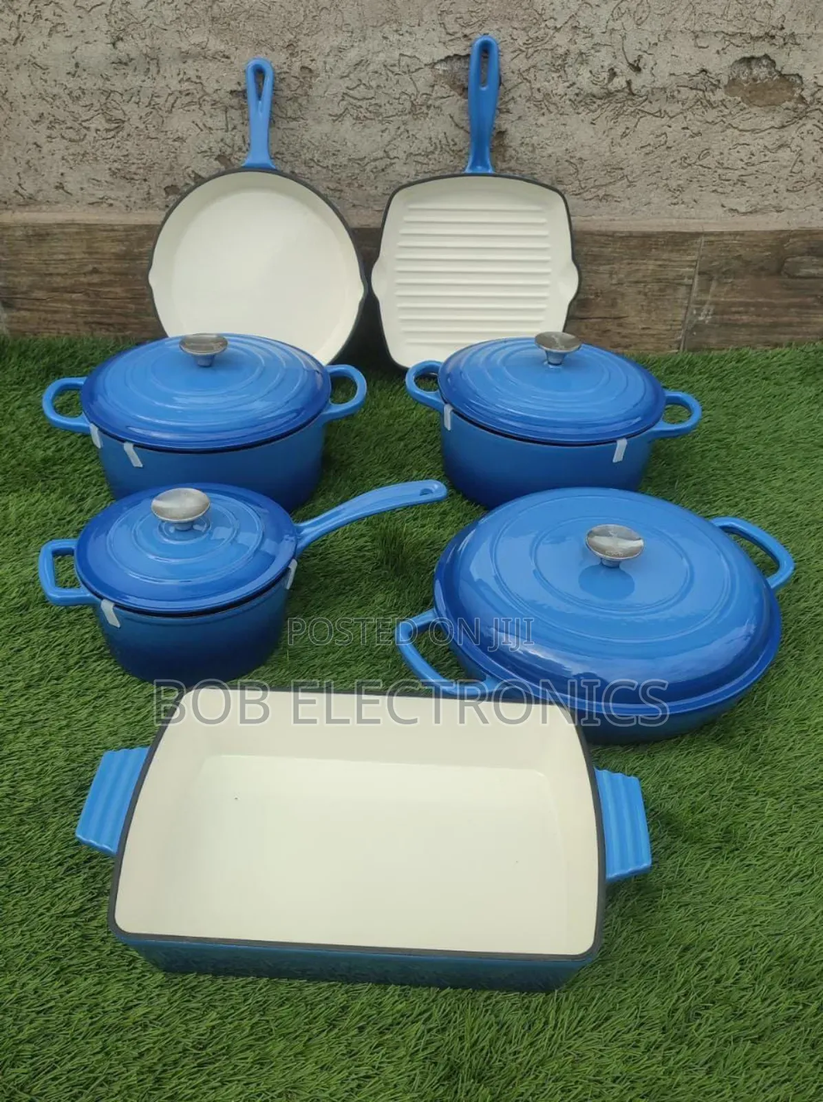 Cast Iron Cookware Set