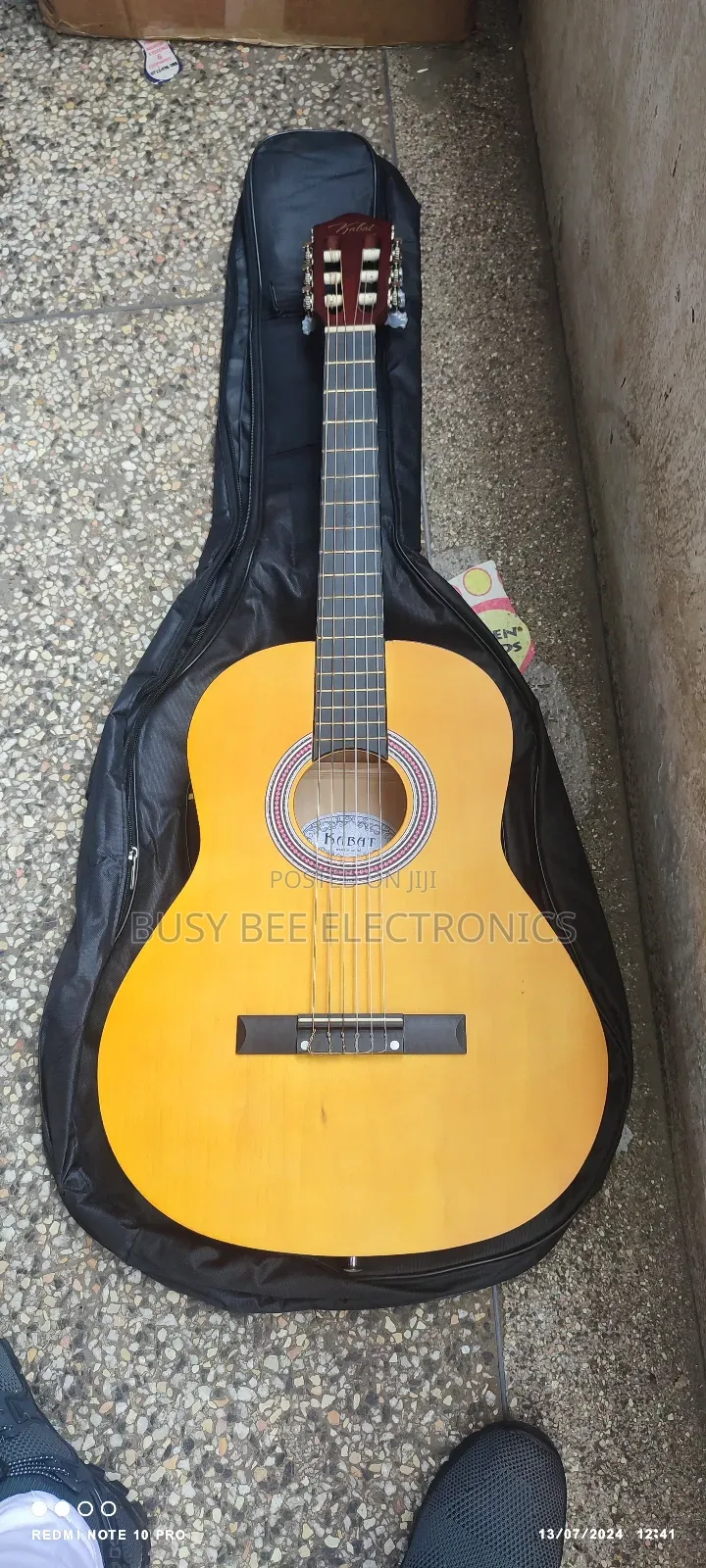 Kabat Classical Guitar With Bag