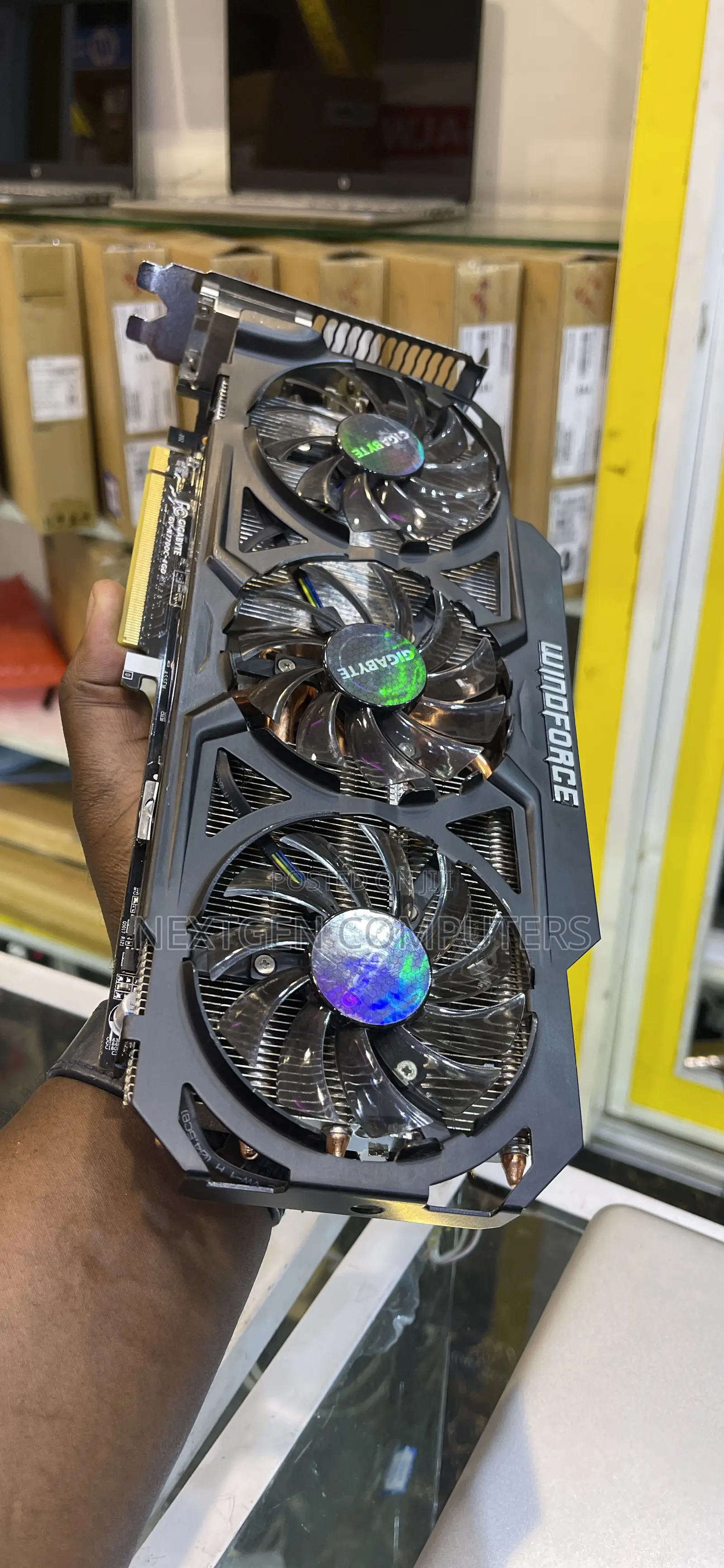 GIGABYTE WINDFORCE NVIDIA Geforce GTX 770 Graphics Card