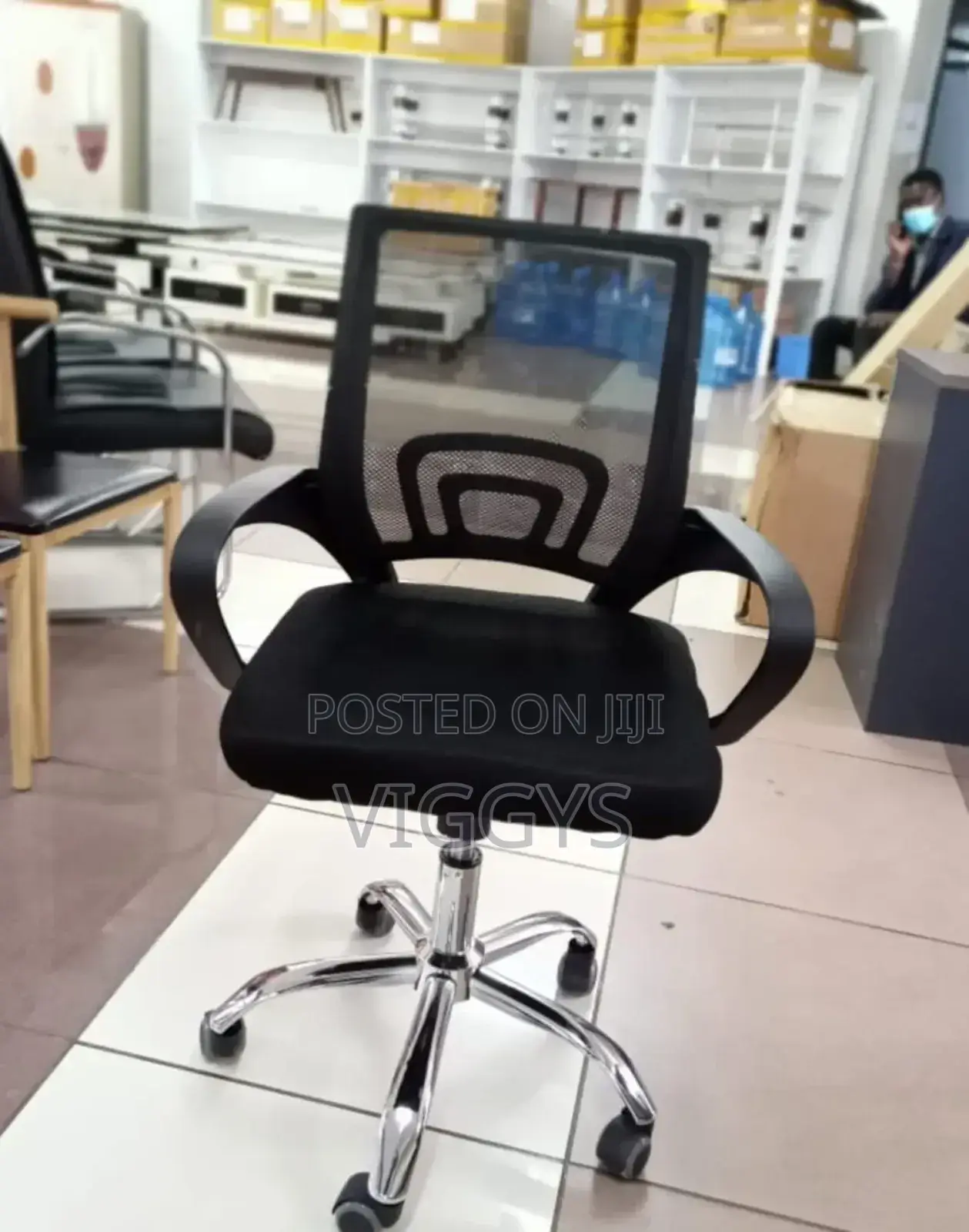 Assembled Executive Office Chair/Luxexec/Tive