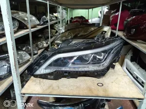 Crown Headlights 2020/2022