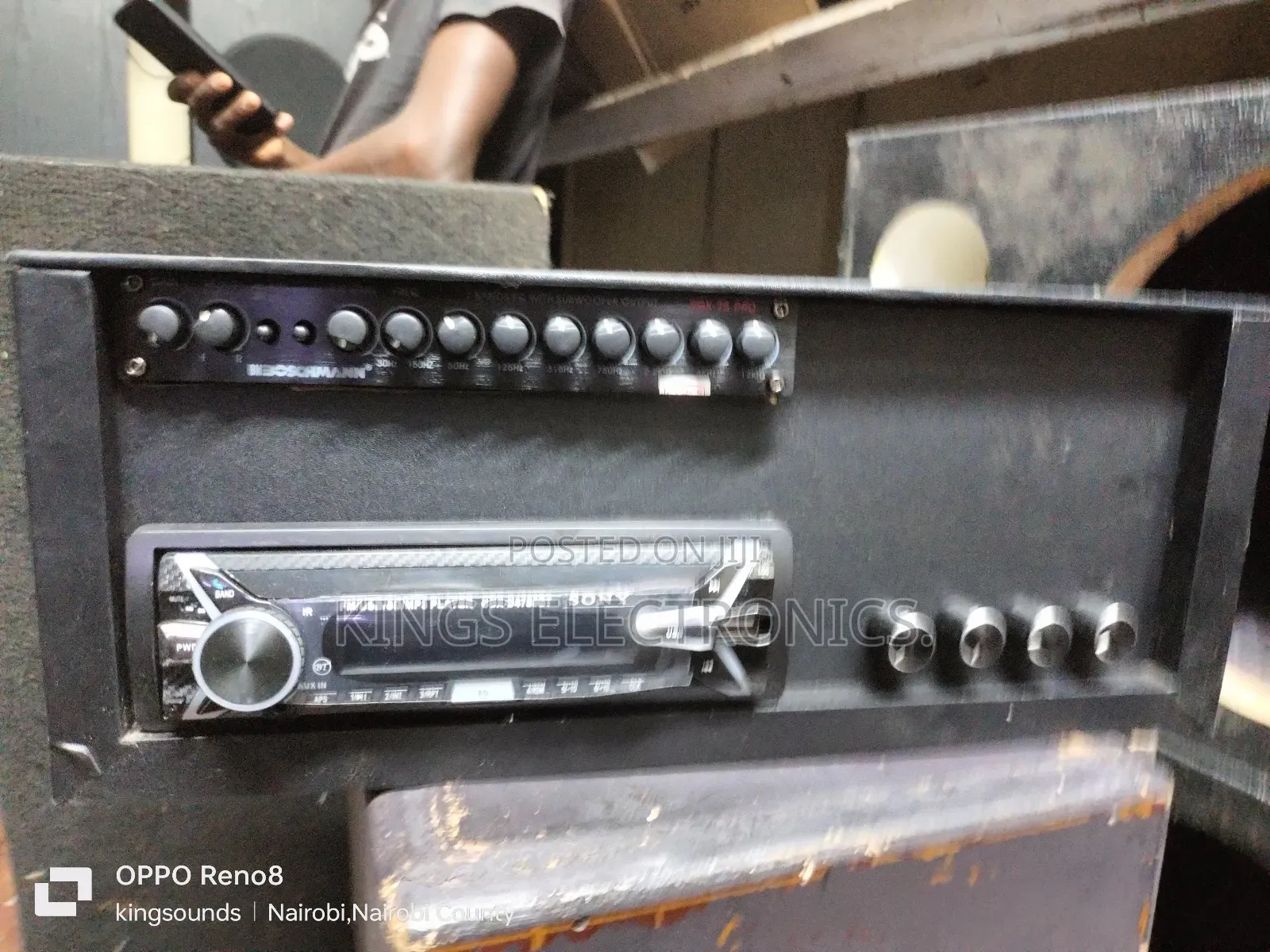 Rellay Amplifier With Car Radio.