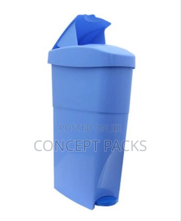 Sanitary Bin (Sky Blue) - thumbnail 2