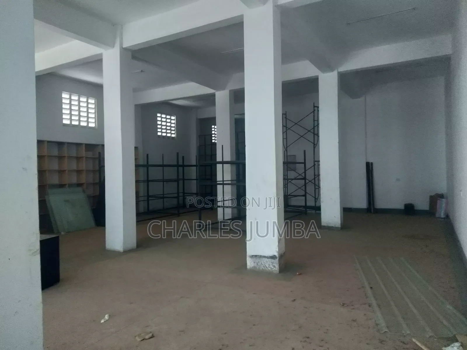 Warehouse to Let