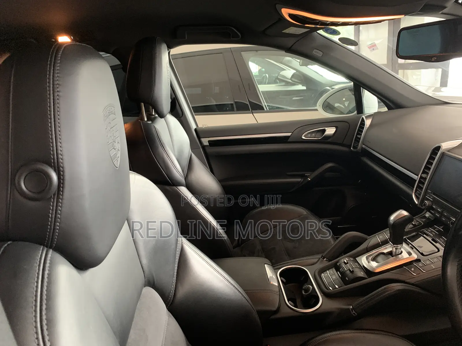 Porsche Cayenne Base AWD 2017 Off white