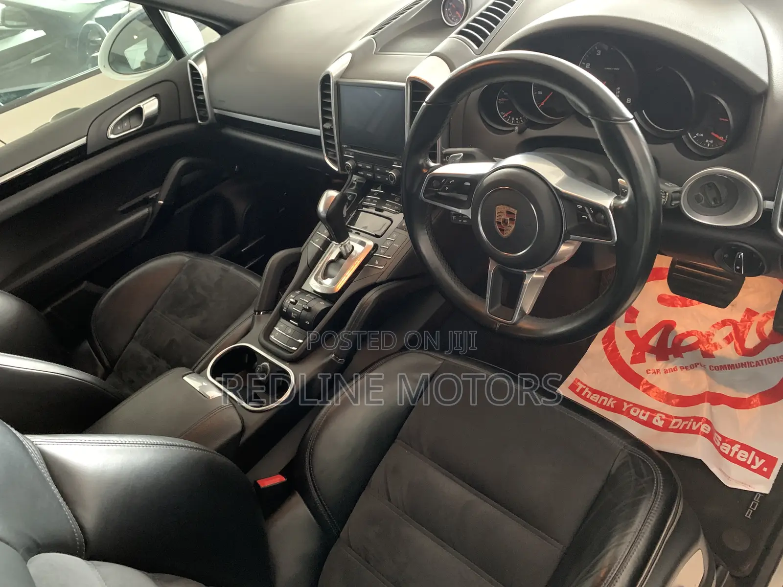 Porsche Cayenne Base AWD 2017 Off white