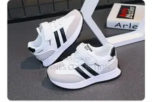 New Balance Kids Sneakers 26 to 37