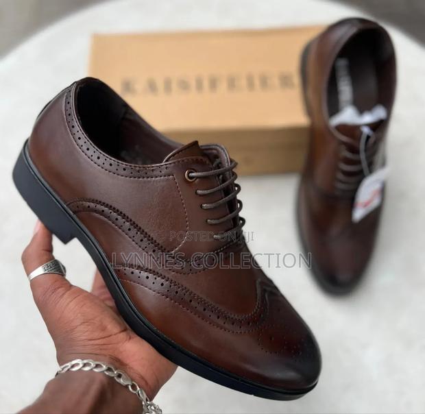 Official Leather Shoes - thumbnail 3