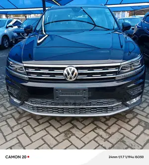 Volkswagen Tiguan 2.0T SEL FWD 2018 Black