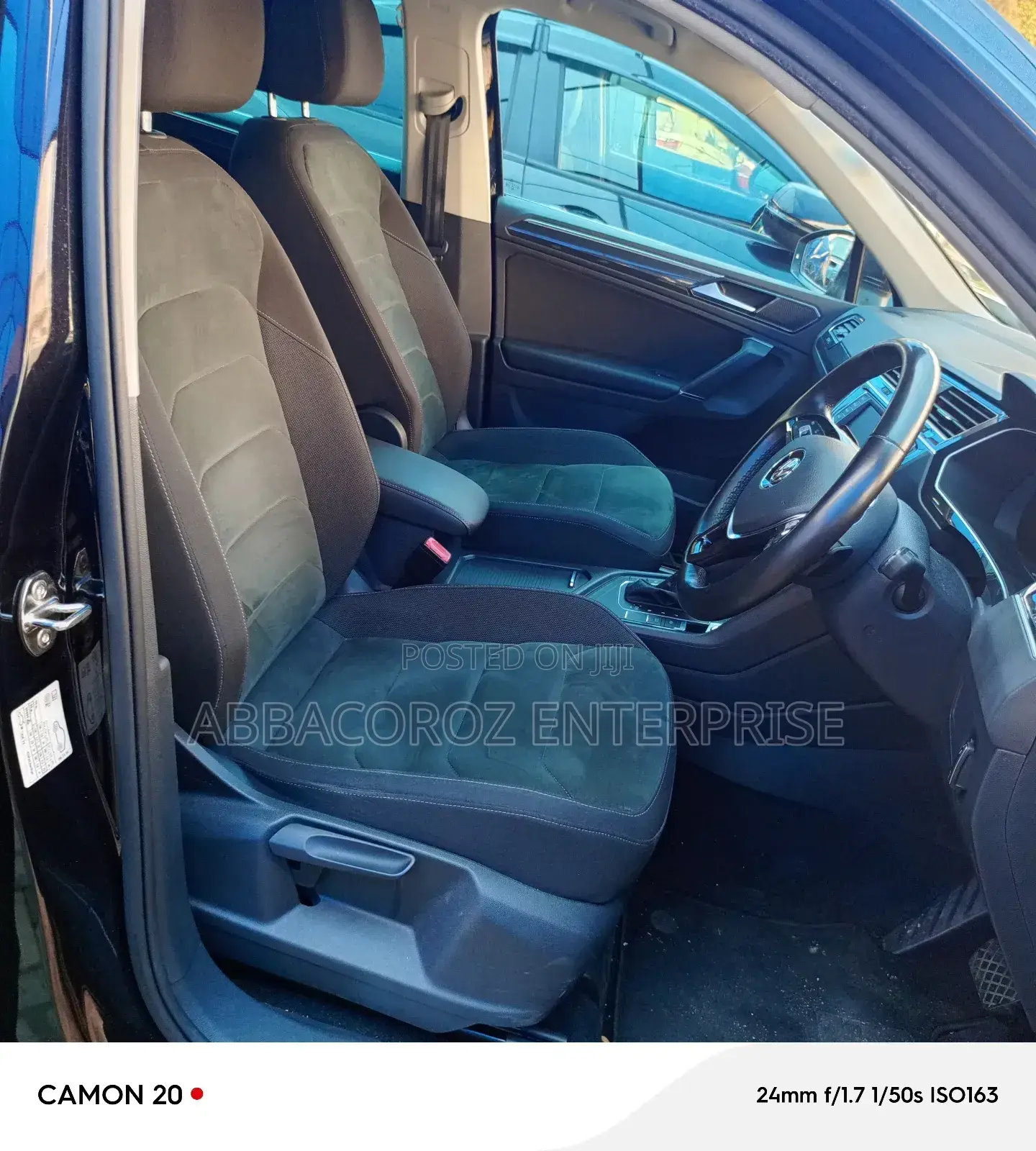 Volkswagen Tiguan 2.0T SEL FWD 2018 Black