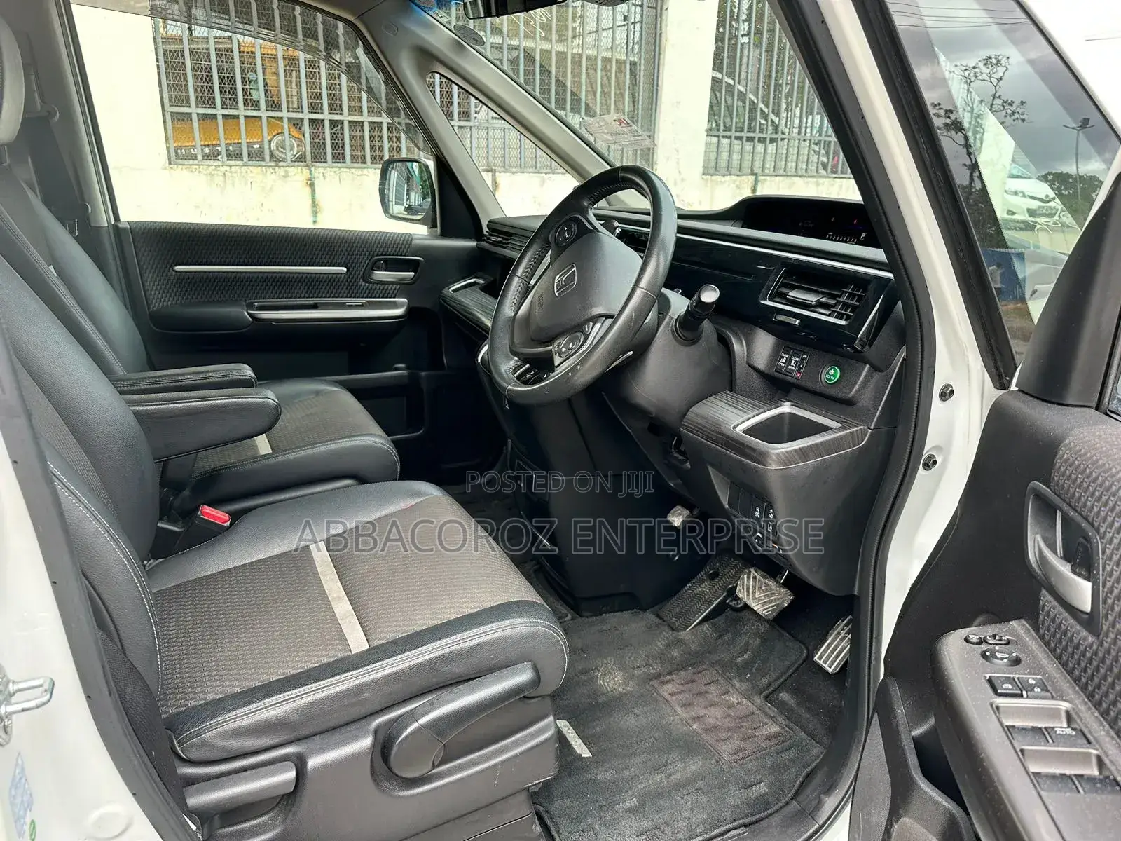 Honda Stepwgn 2018 Pearl