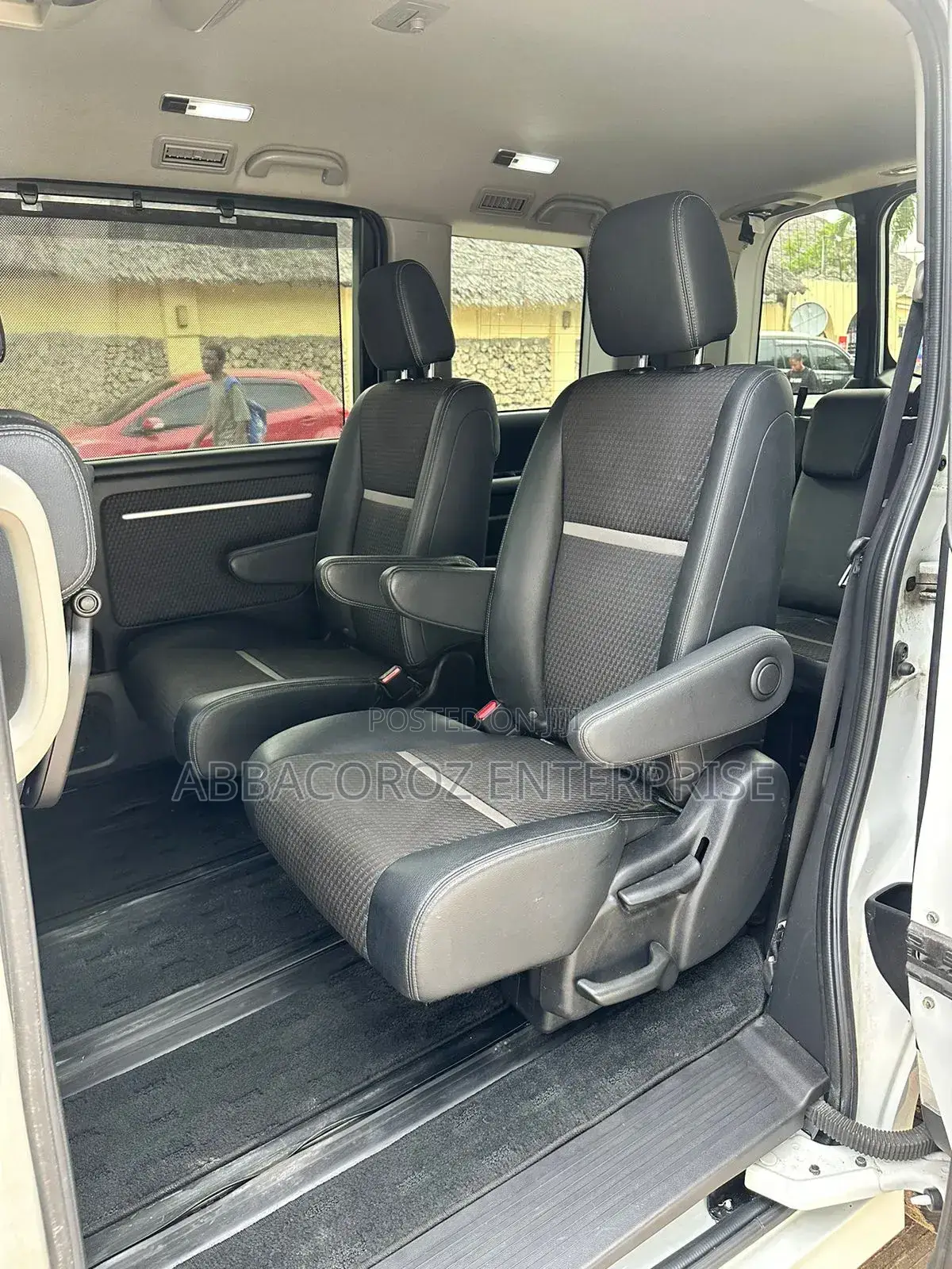 Honda Stepwgn 2018 Pearl