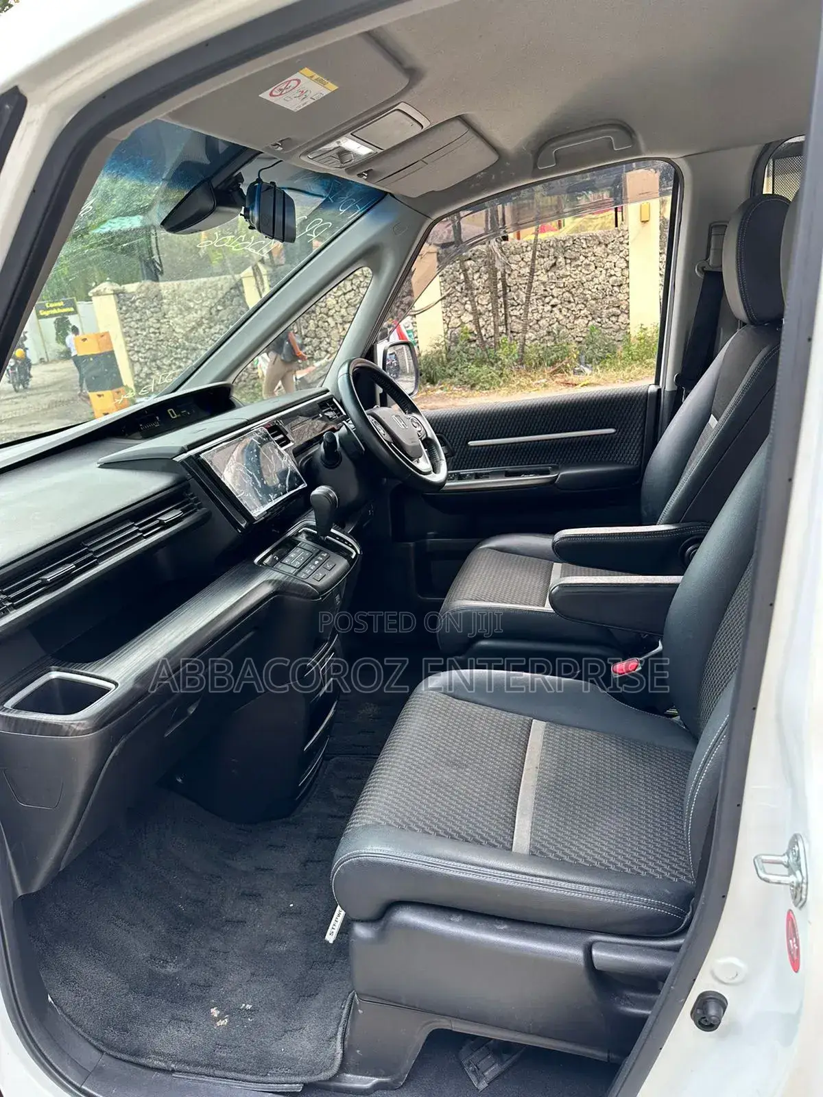 Honda Stepwgn 2018 Pearl