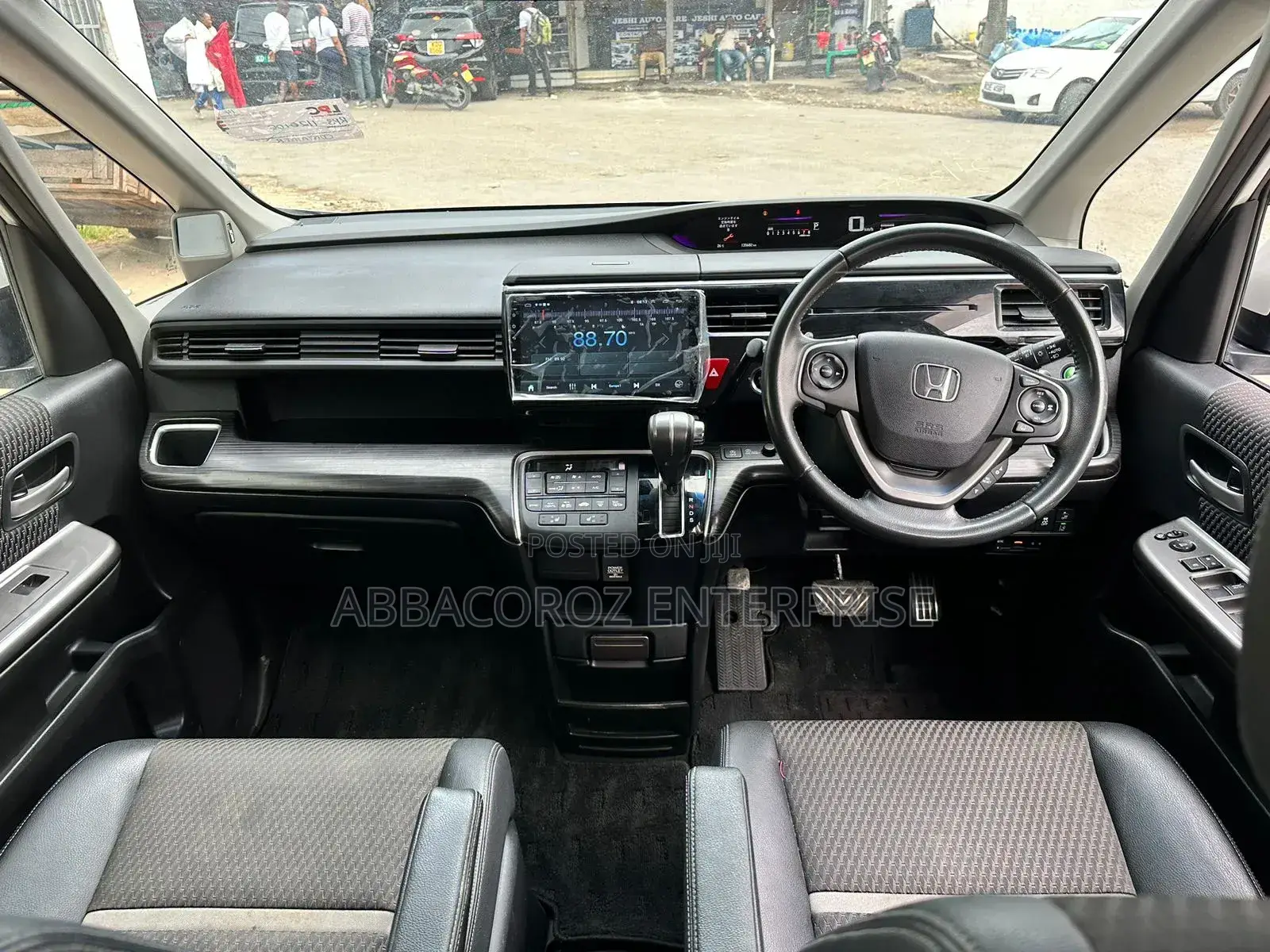 Honda Stepwgn 2018 Pearl