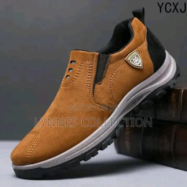 Men Casuals Shoes