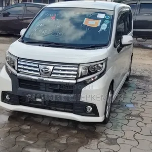 Daihatsu Move 2018 White