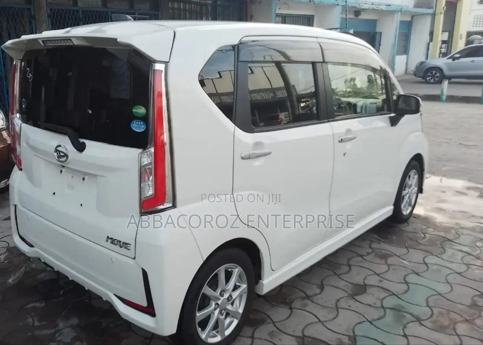 Daihatsu Move 2018 White