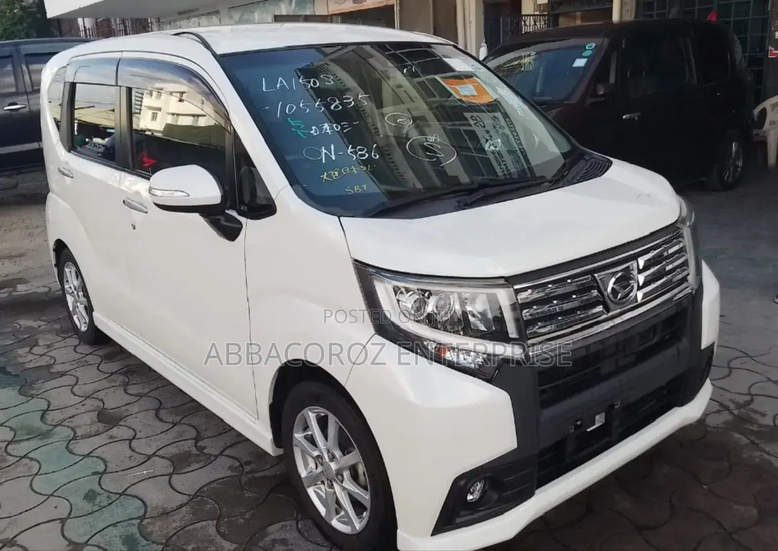 Daihatsu Move 2018 White