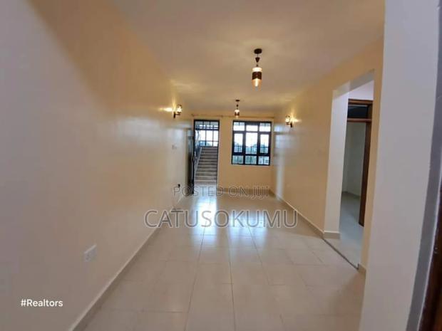 Mini Flat in Gateway Mall Area for rent - thumbnail 3