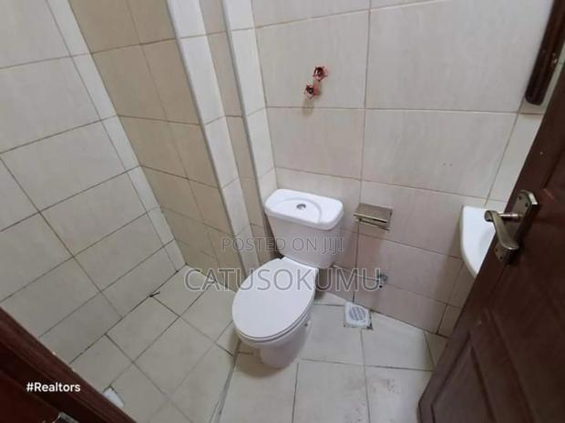 Mini Flat in Gateway Mall Area for rent - thumbnail 12