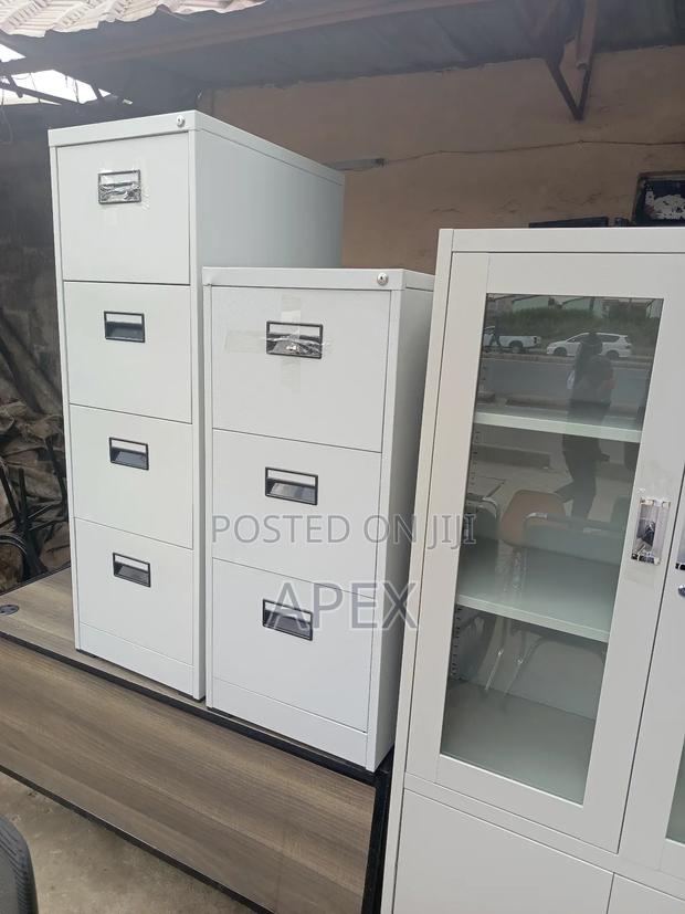 Classic Filing Cabinet - thumbnail 3