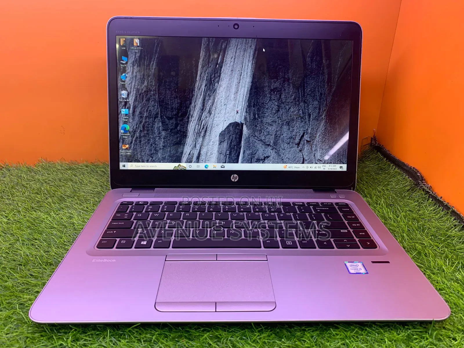 Keyboards Screens Ram SSD Casings Hinges Laptop Repair