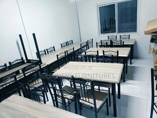 Strong Dining Table. - thumbnail 4