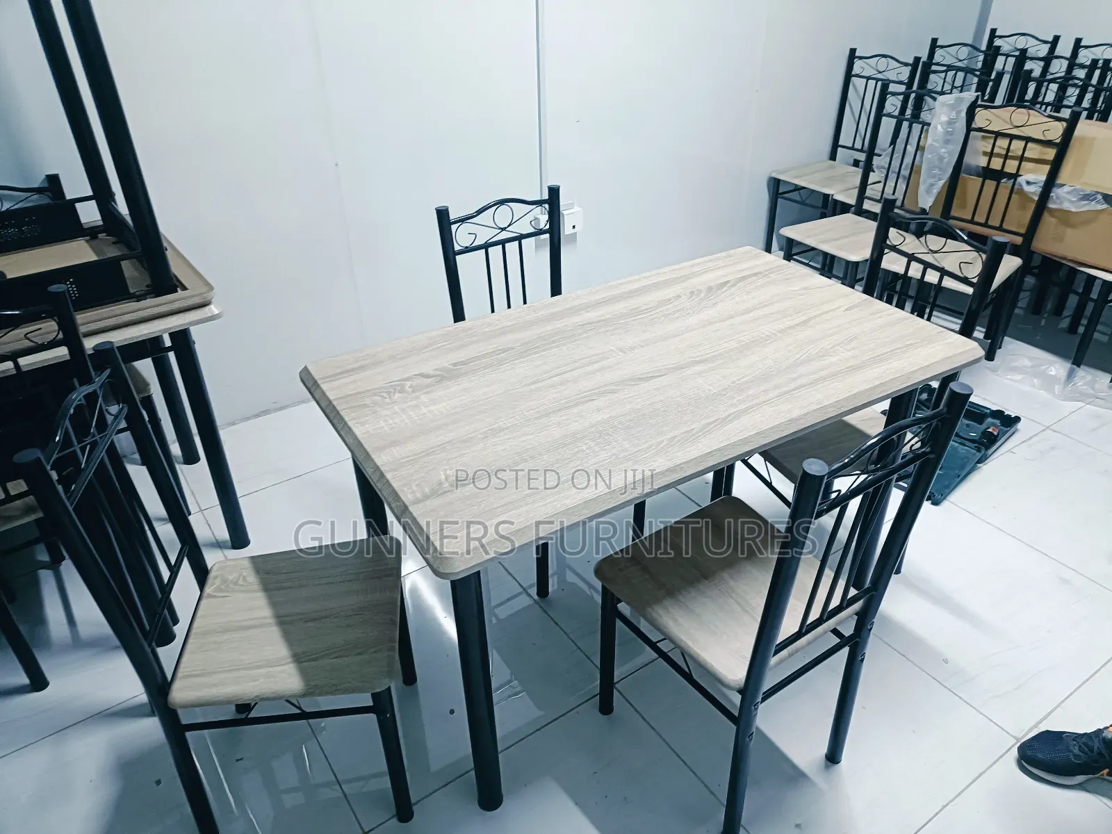 Elegant Dining Table.