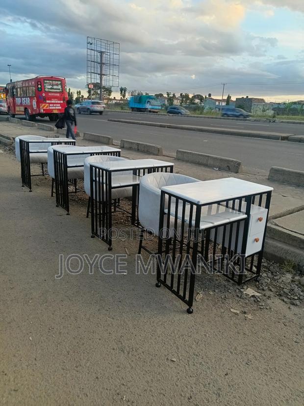 Manicure Sets, Black, White and Marble Table  - thumbnail 3