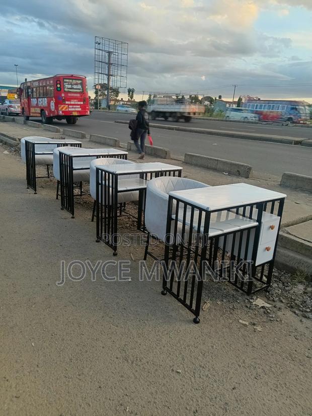 Manicure Sets, Black, White and Marble Table  - thumbnail 4
