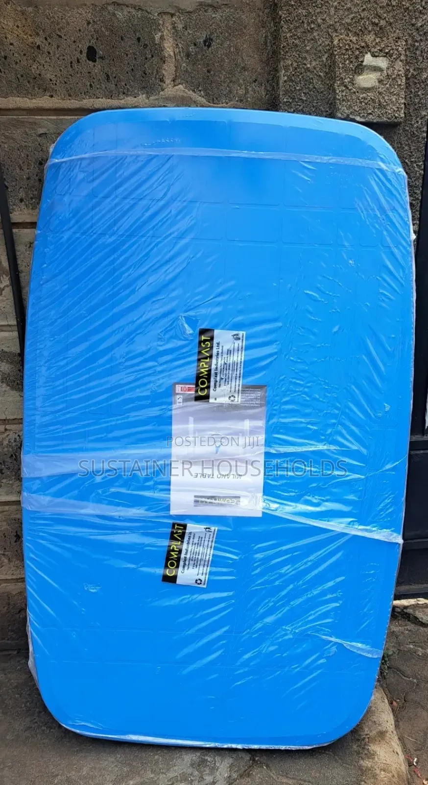 Rectangular Plastic Table With 4 Strong Legs