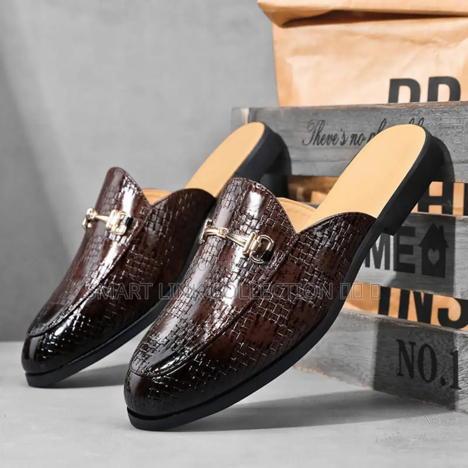 New Mules
Shoes 