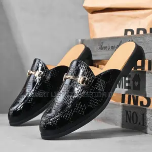New Mules
Shoes 