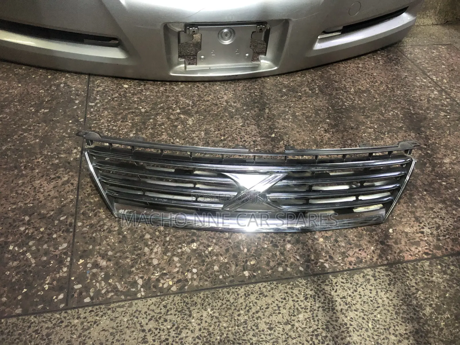 Toyota Mark X 2005 Grill