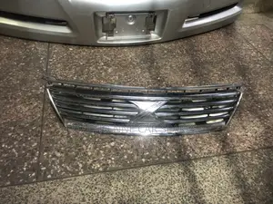 Toyota Mark X 2005 Grill