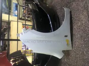 Toyota Isis Fender/Wing
