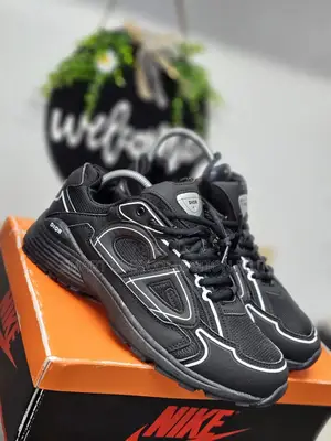 New Dior B30