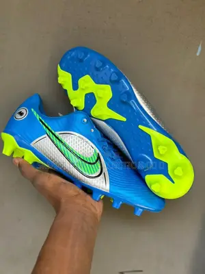 Nike Mercurial Vapor 11 Boots