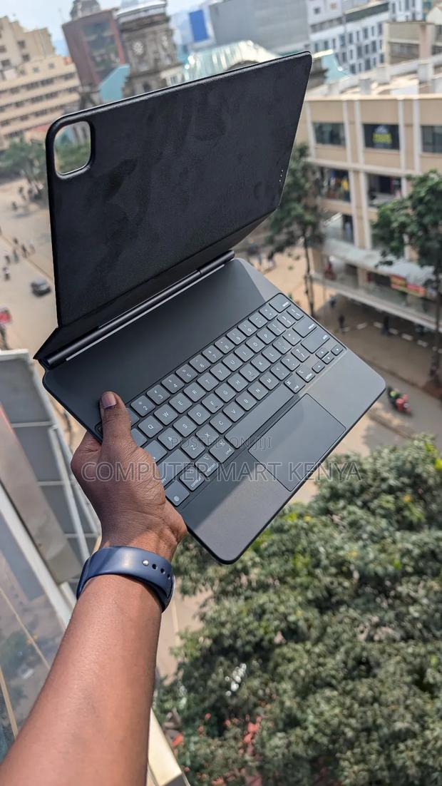 Apple Magic Keyboard for iPad Pro - thumbnail 2