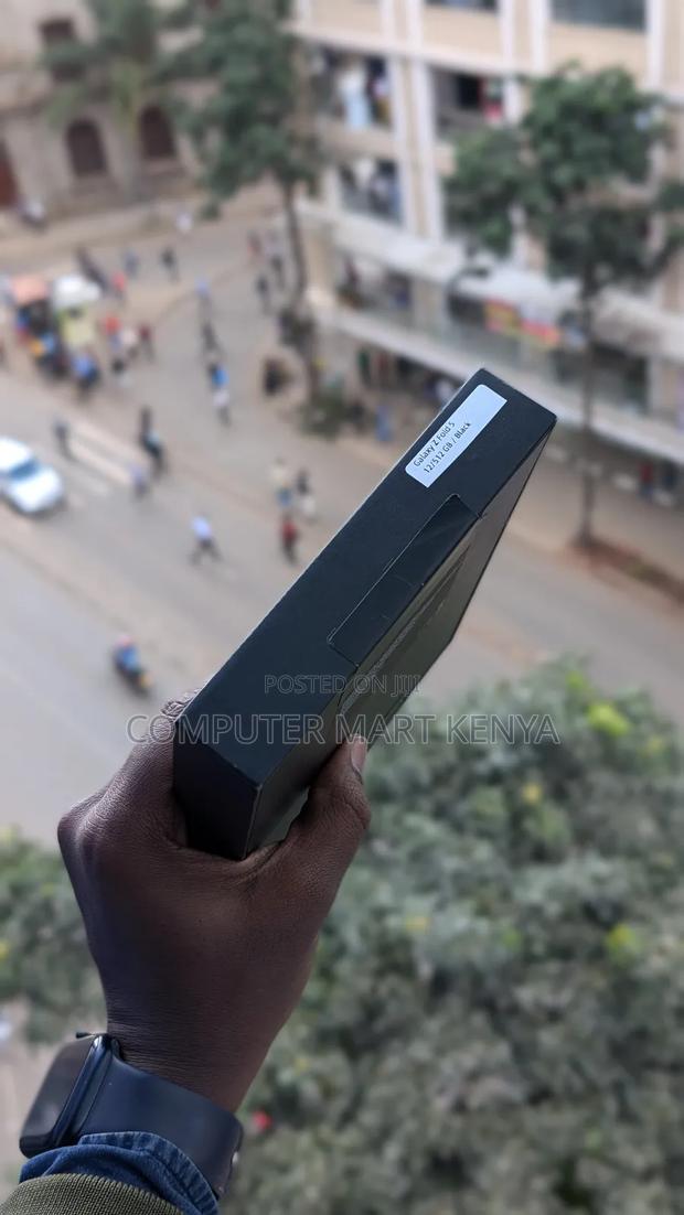 New Samsung Galaxy Z Fold 5 512 GB Black - thumbnail 7