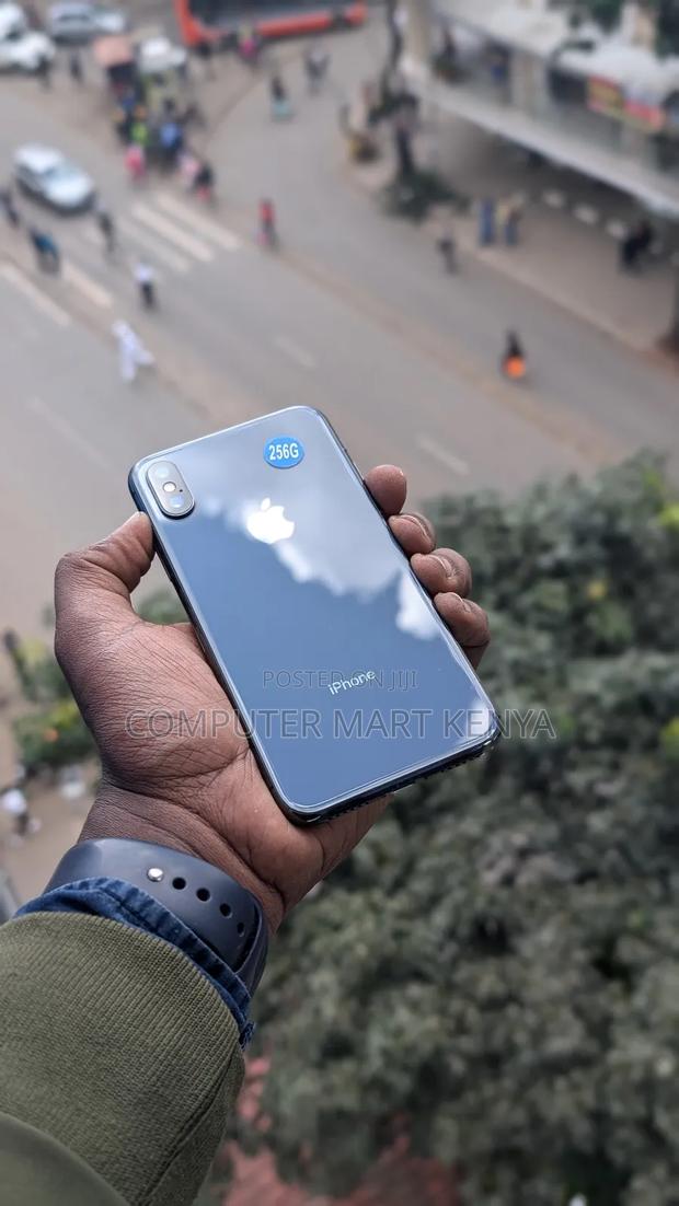 Apple iPhone X 256 GB Black - thumbnail 2