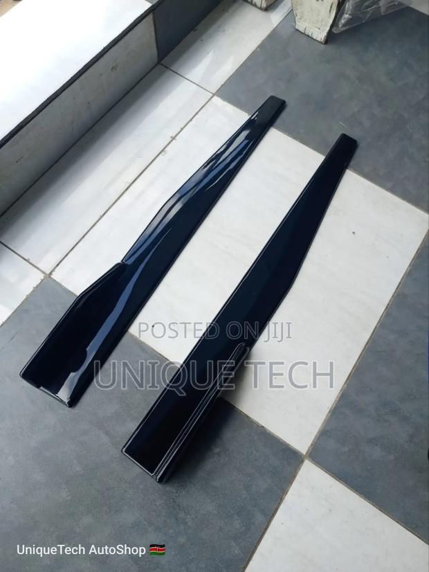 2 PCS Set Car Side Skirts - main view