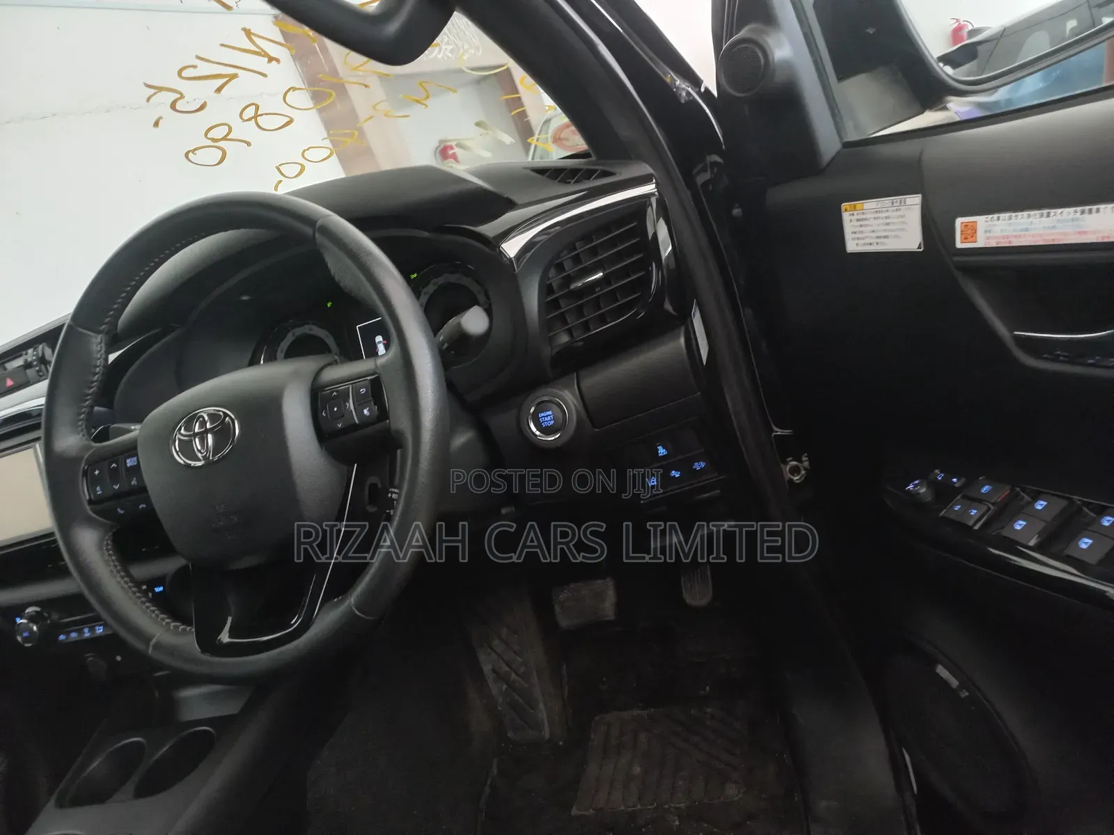 Toyota Hilux 2019 Black