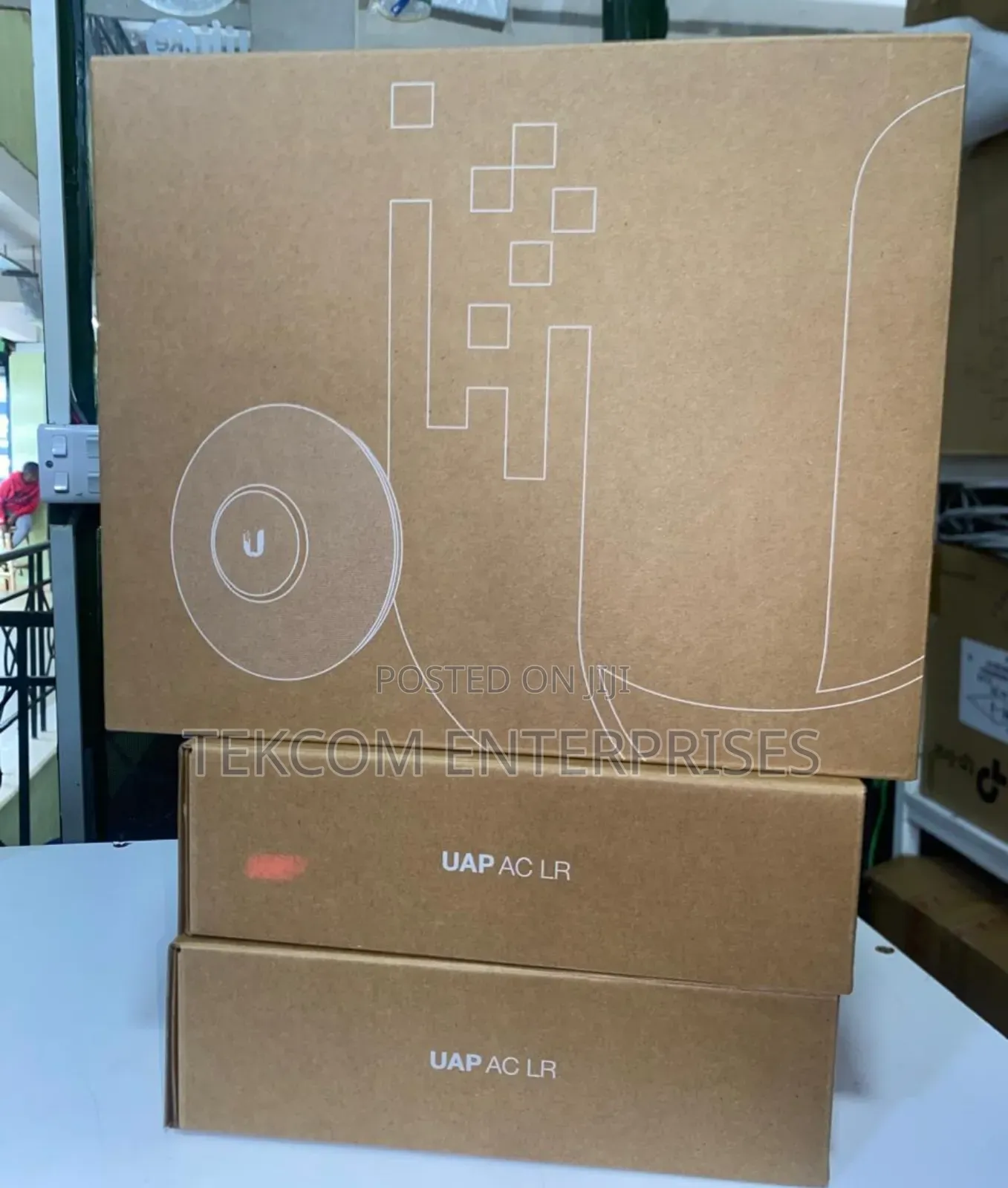 Ubiquiti Uap-Ac-Lr/ Ubiquiti Lr Access Point