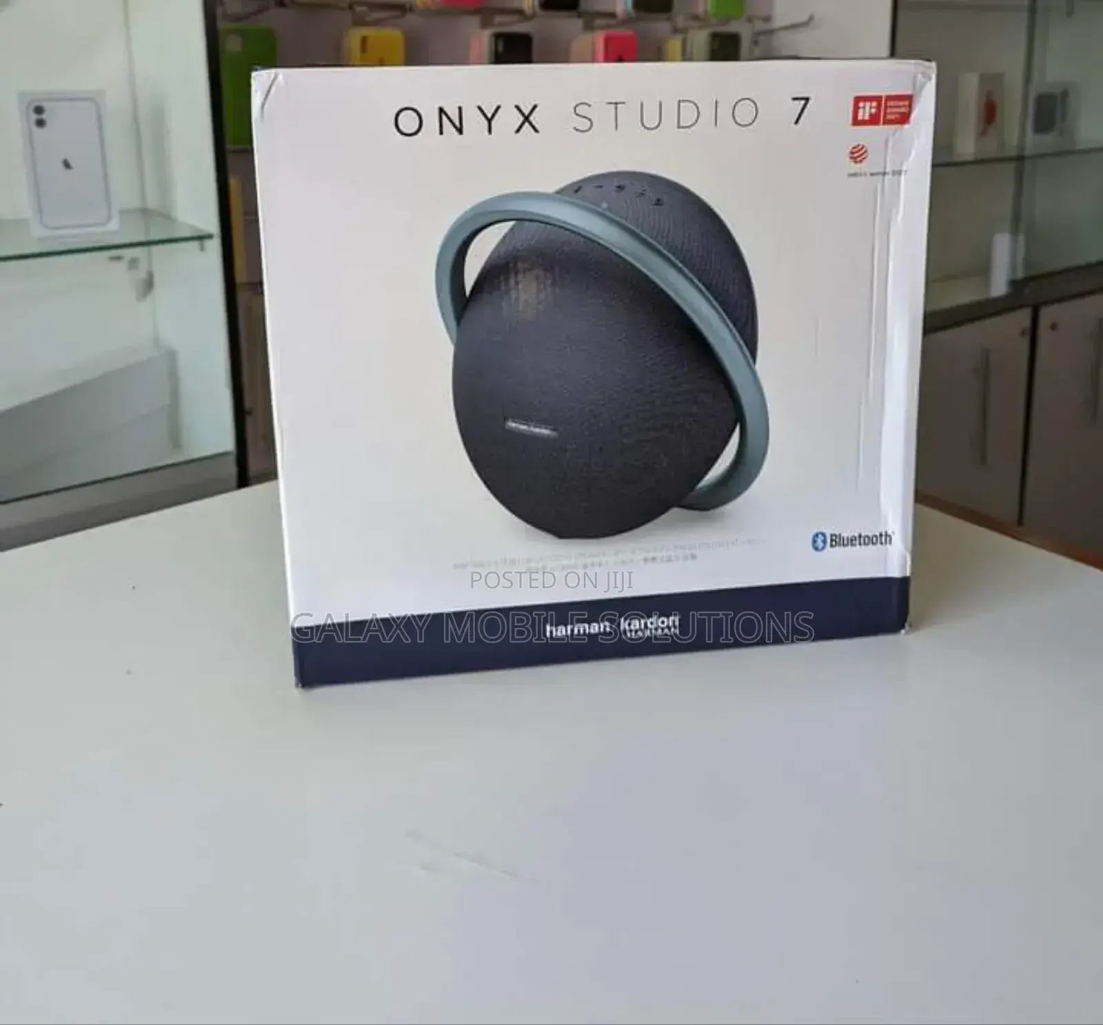 Onyx Studio 7